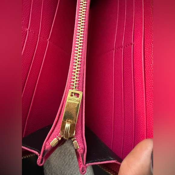 Full Inclusion with coa Saint Laurent YSL Monogram Zip
Around Wallet - Picture 5 of 7